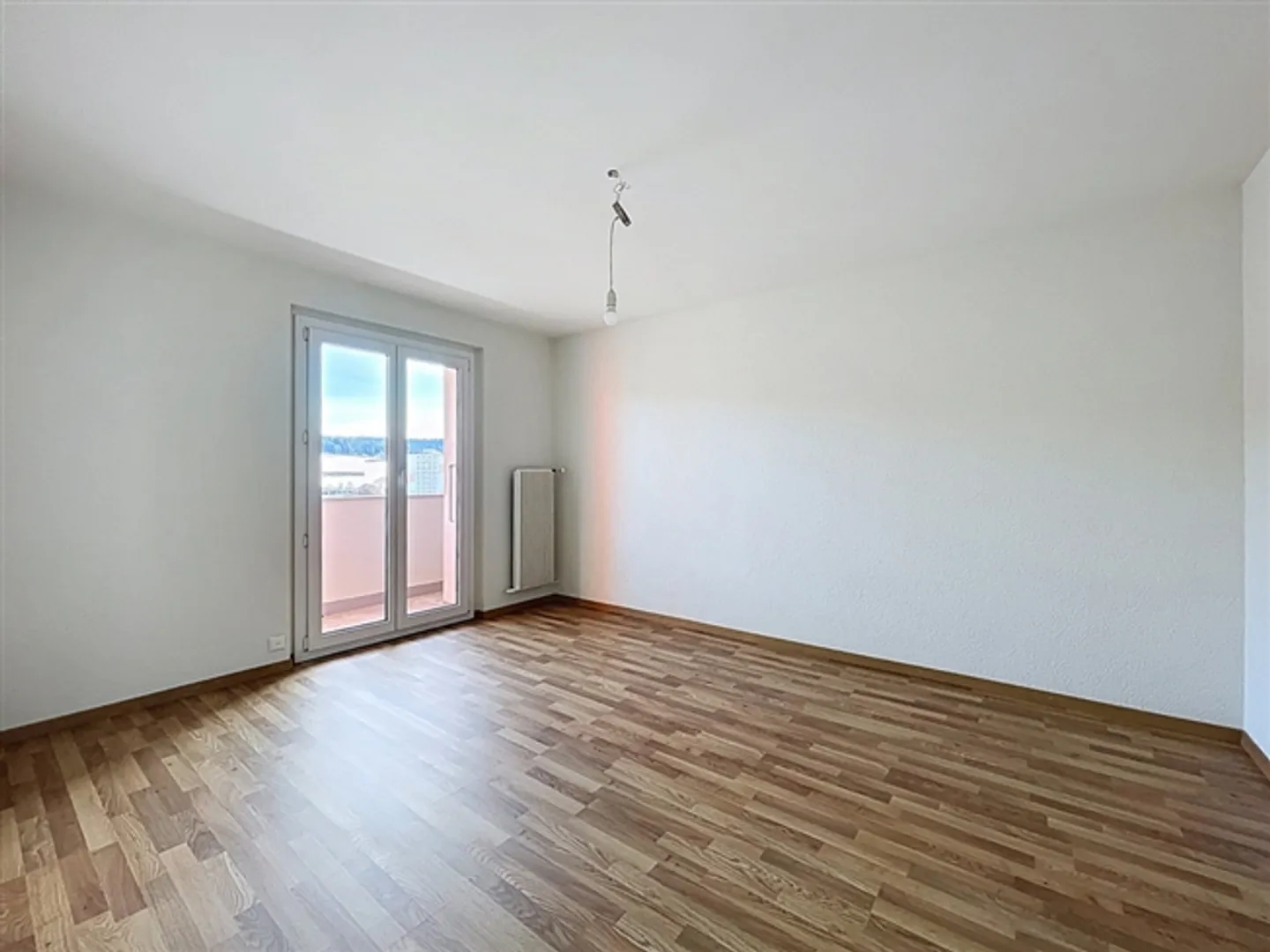 Appartement de 4,5 pièces avec balcon - Photo 7 sur 11