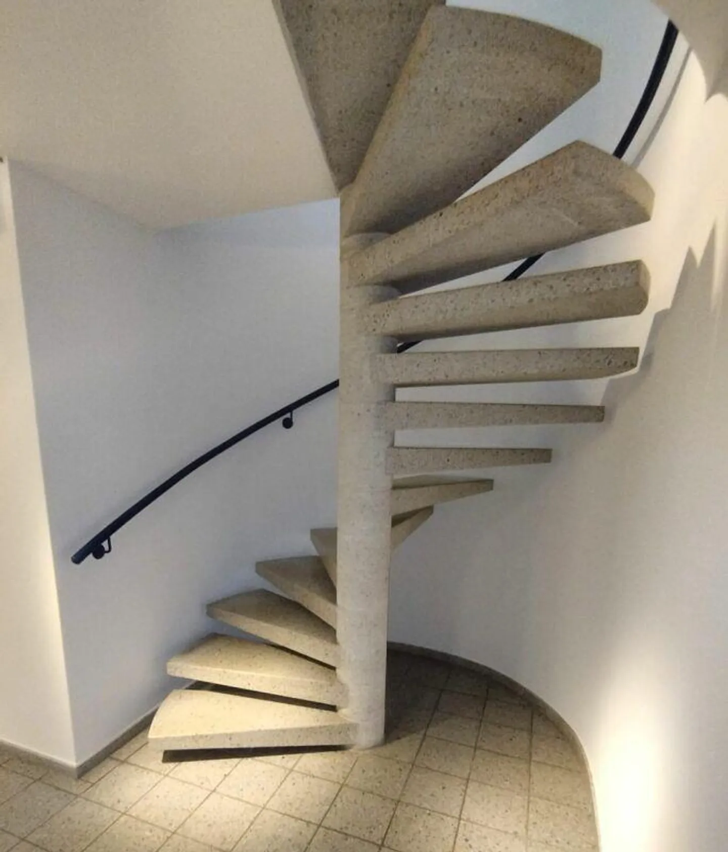 Espace de bureau spacieux à Münchenstein - Photo 8 sur 14