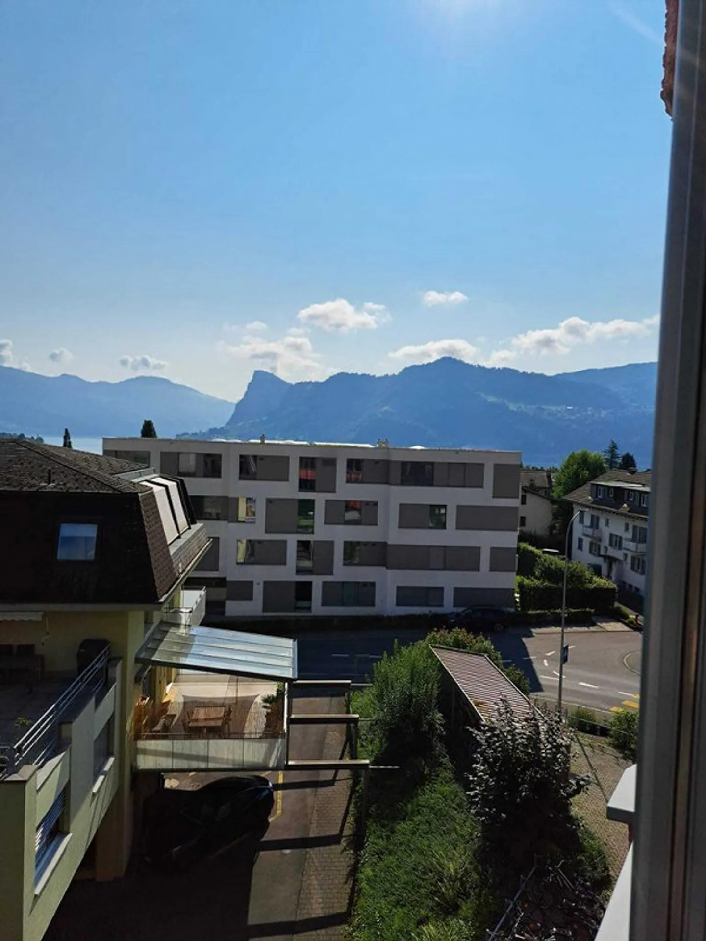 Günstiges Studenten-Zimmer in Hergiswil - Foto 1 von 5