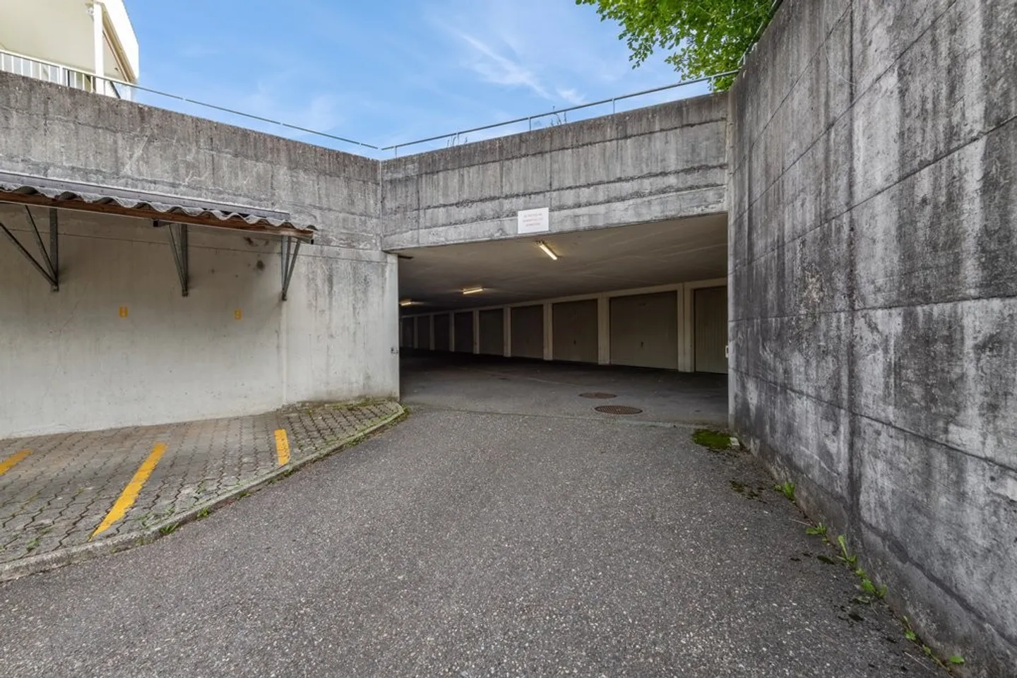 Place souterraine - Foto 2 von 2