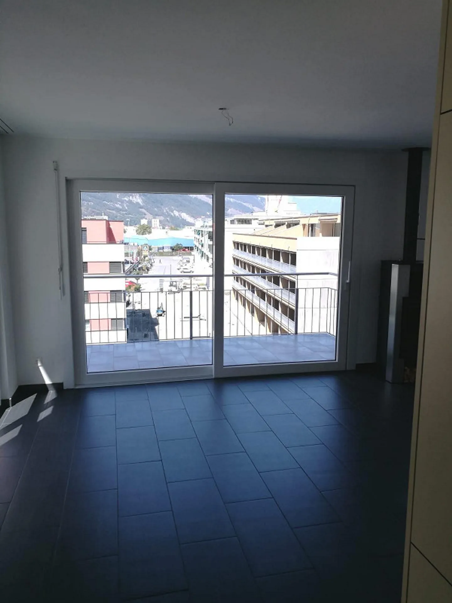 Grosszügige 4 1/2 Wohnung mit Terrasse zu vermieten - Foto 12 von 17