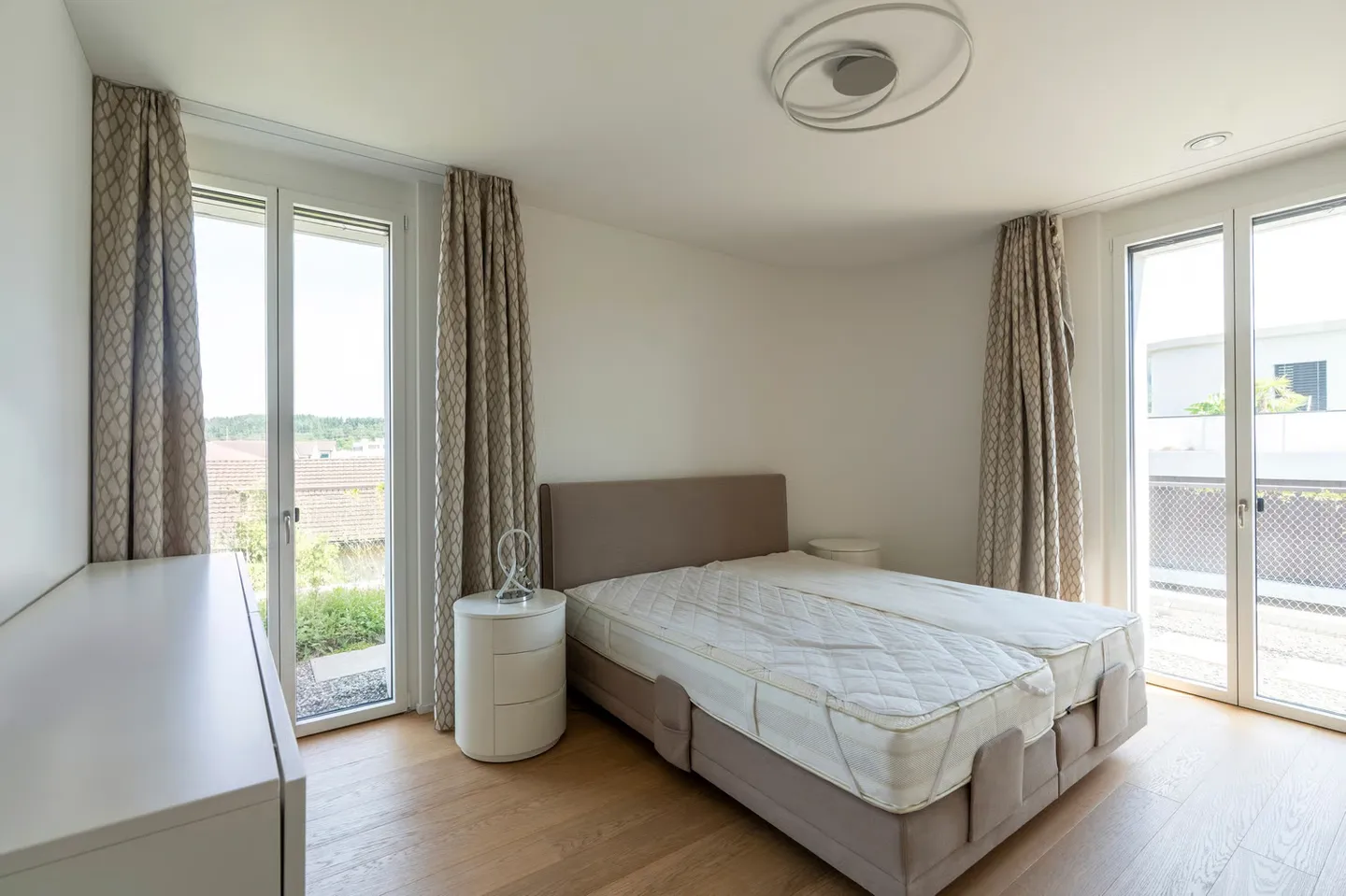 Beautiful 4.5-room penthouse with a view - Photo 7 of 13