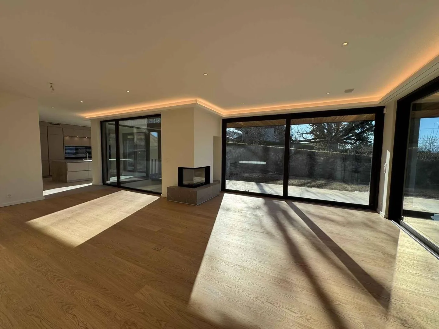 Villa contemporaine avec piscine - Photo 2 sur 10