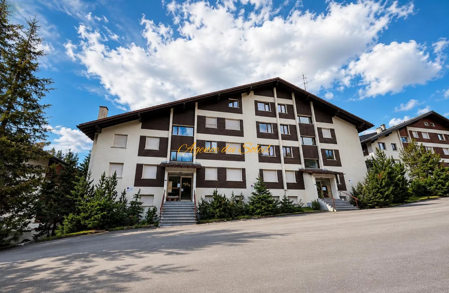 Charmant studio en attique à Crans - Photo 8 sur 8