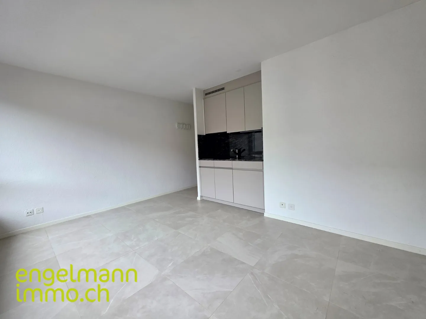 1 pièce studio / Studio 1 pièce - Photo 2 sur 8