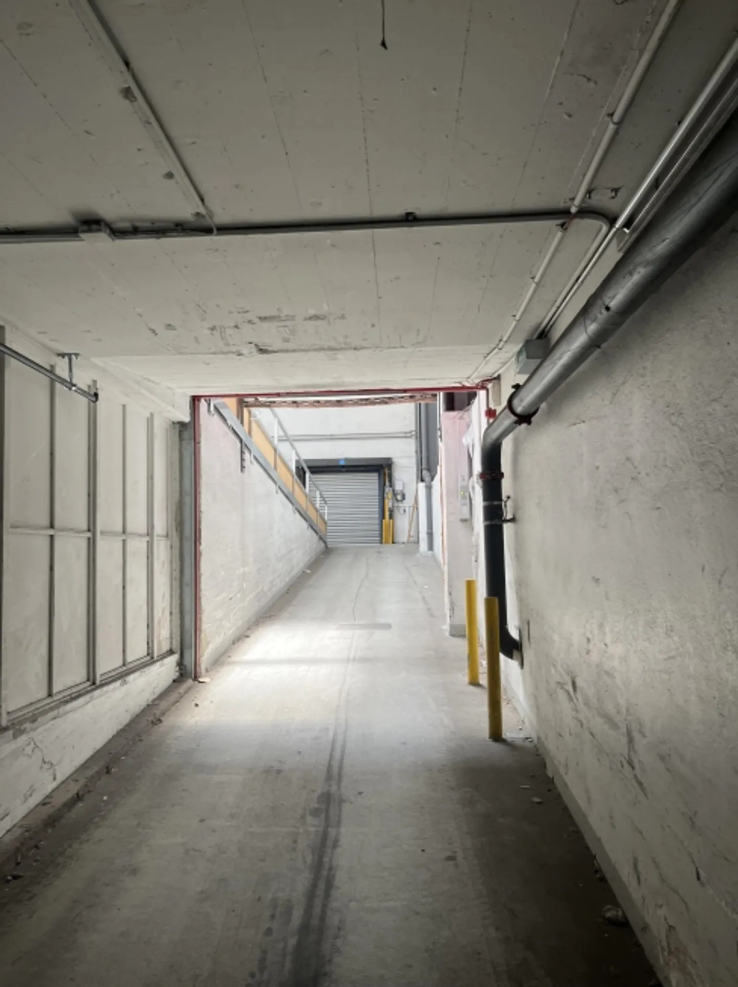 «Lager mit Tageslicht» - Foto 8 von 10