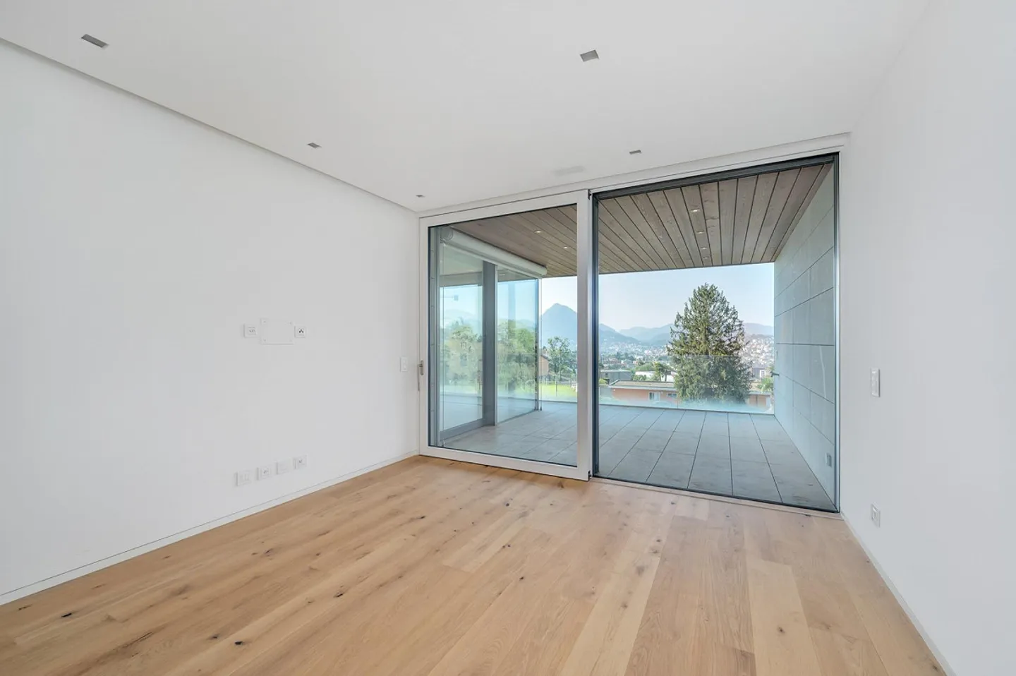 Luxurious 4.5-Room Penthouse - Photo 5 of 7