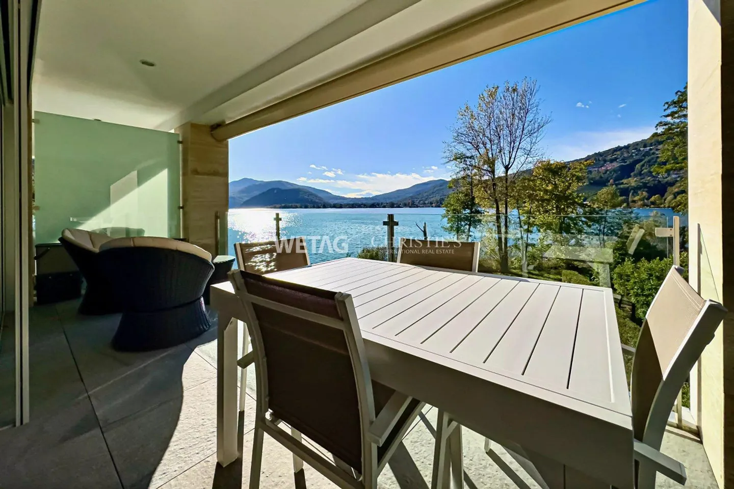 Lugano-Muzzano: Elegant apartment directly on Lake Lugano for sale - Photo 2 of 10