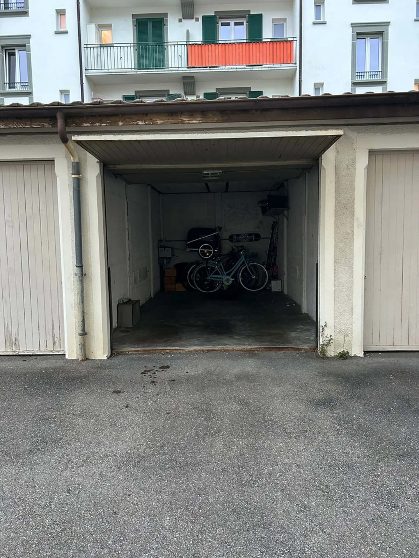 Garage for rent - Photo 2 of 2