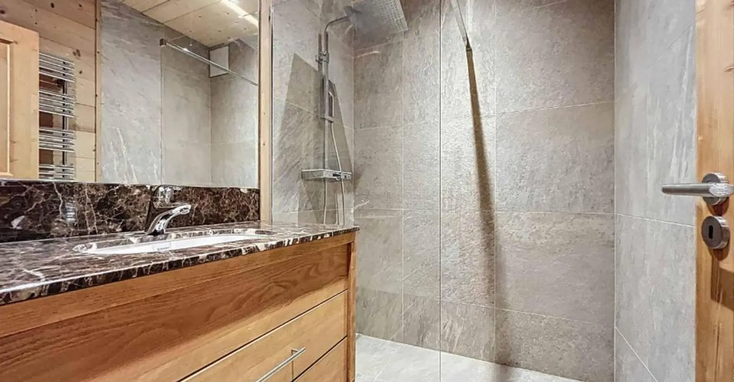 Apartment with charm facing the mountains, just steps from the slopes - Photo 6 of 9