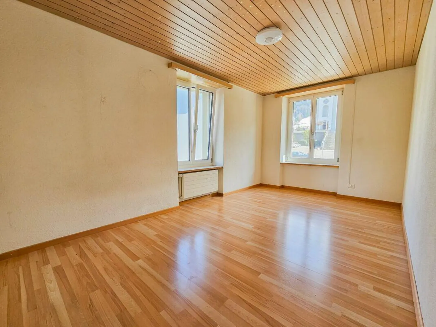 Appartamento 4.5 stanze nel centro del villaggio - Foto 5 di 12