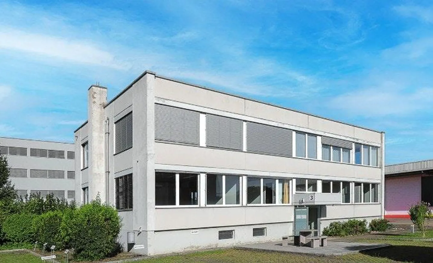 Lavorare in modo efficiente in uno spazio ridotto - Spazi ufficio da 18m2 a 24m2 - Foto 1 di 3