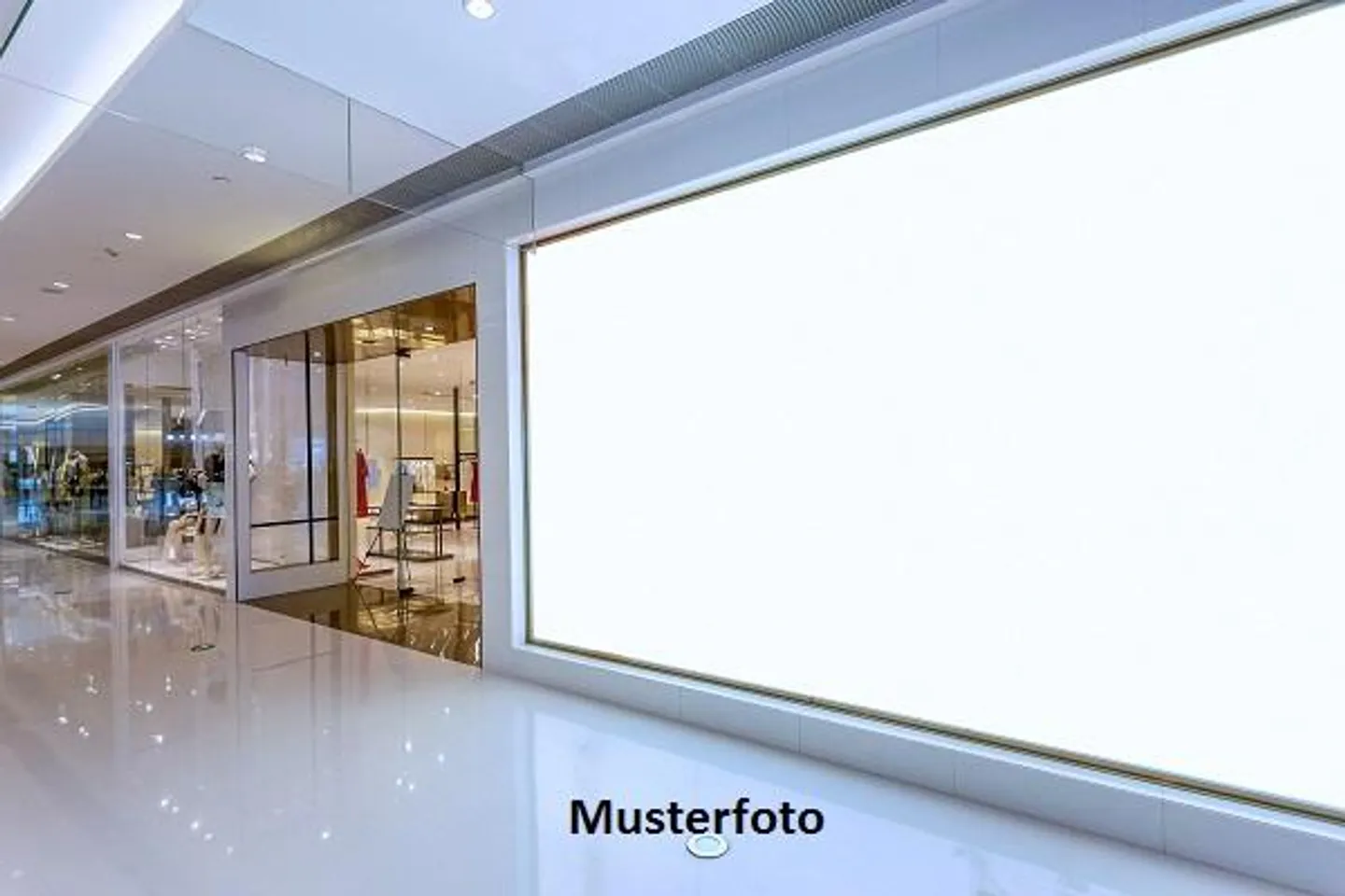 *Ladenlokal mit Lager* - Foto 1 di 13