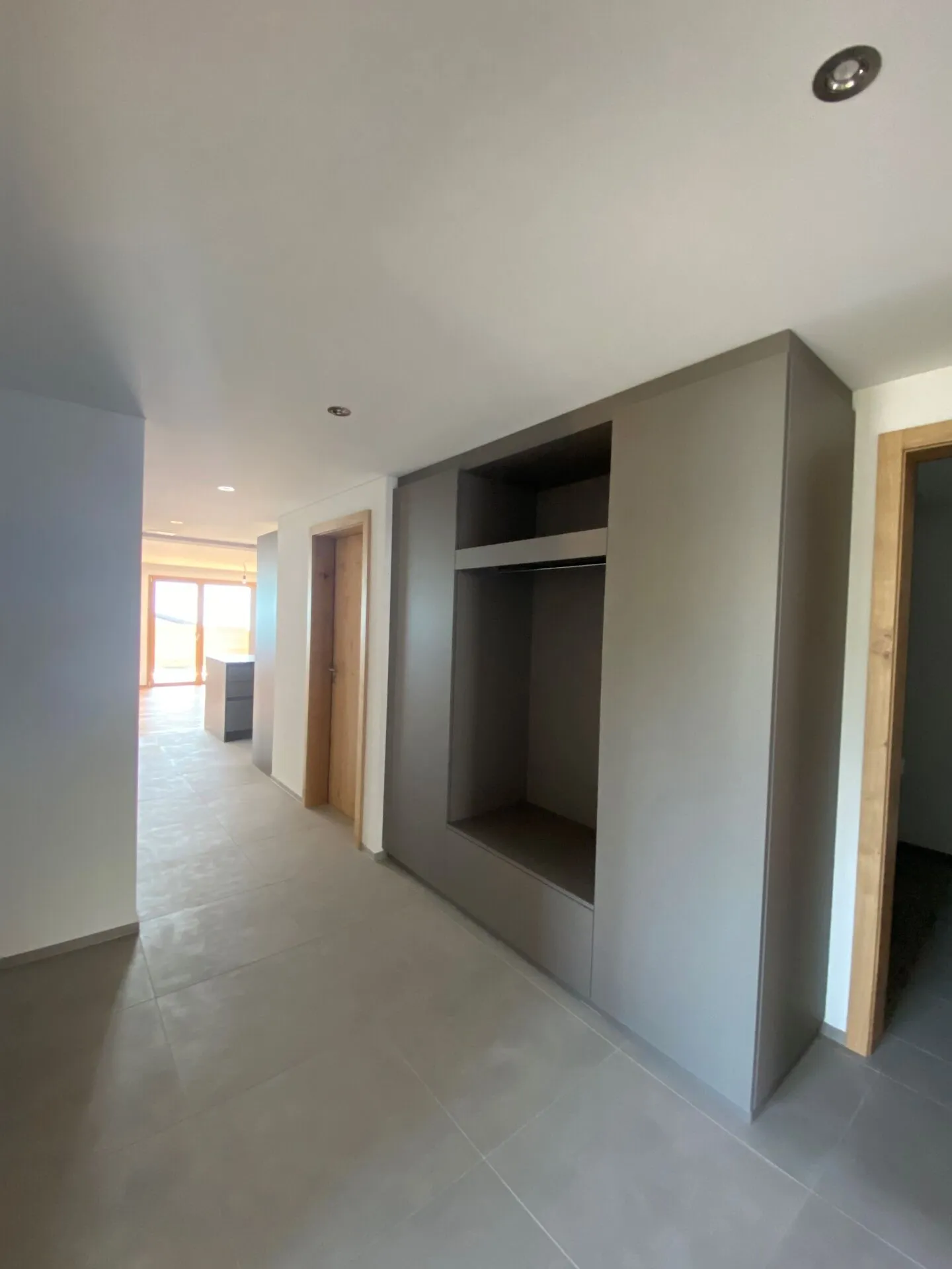 Appartamento 4.5 stanze al 1° piano con espansione come in una casa unifamiliare - Foto 7 di 11