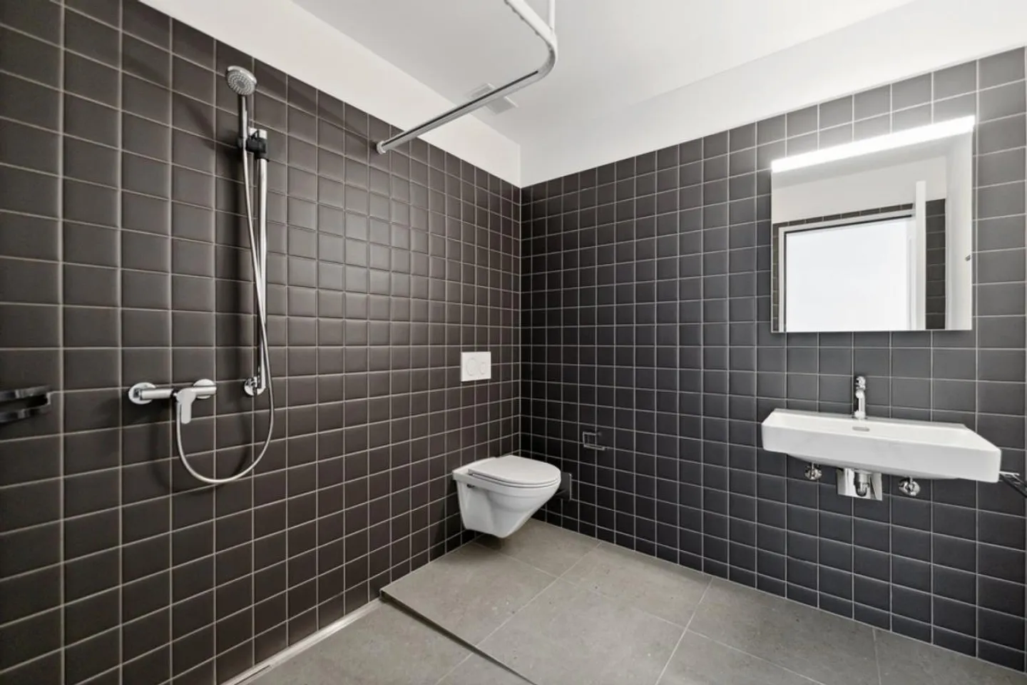 MOYO - Central Living with Gold Standard - Photo 5 of 9