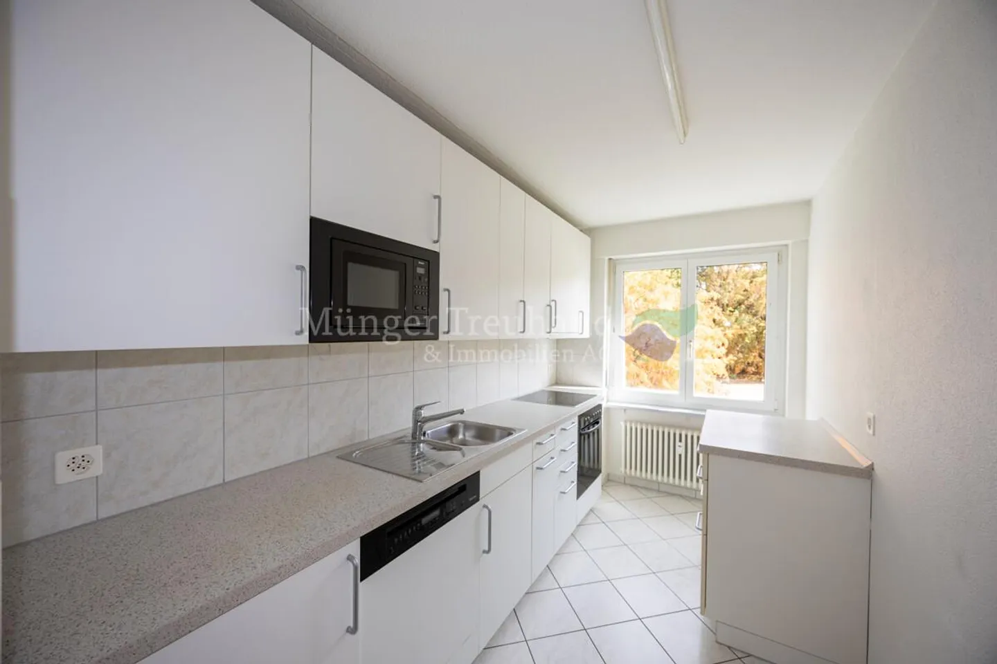 Familienfreundliche Wohnung an bester Lage, ruhiges Quartier, mit A... - Foto 2 di 14