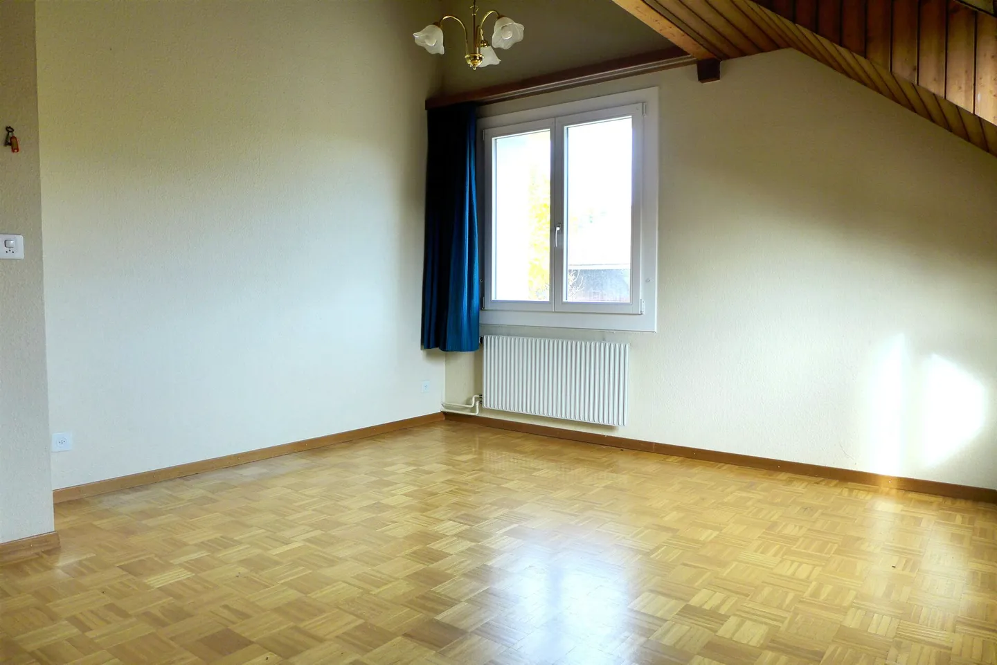 Maison spacieuse à deux familles avec potentiel de développement - Photo 12 sur 13