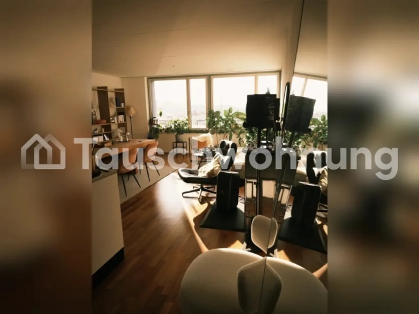 Unique 3.5-Room Apartment in Zurich - Photo 1 of 1