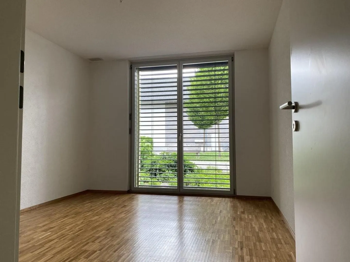 Modern 3.5-room apartment in a central location - Photo 5 of 6