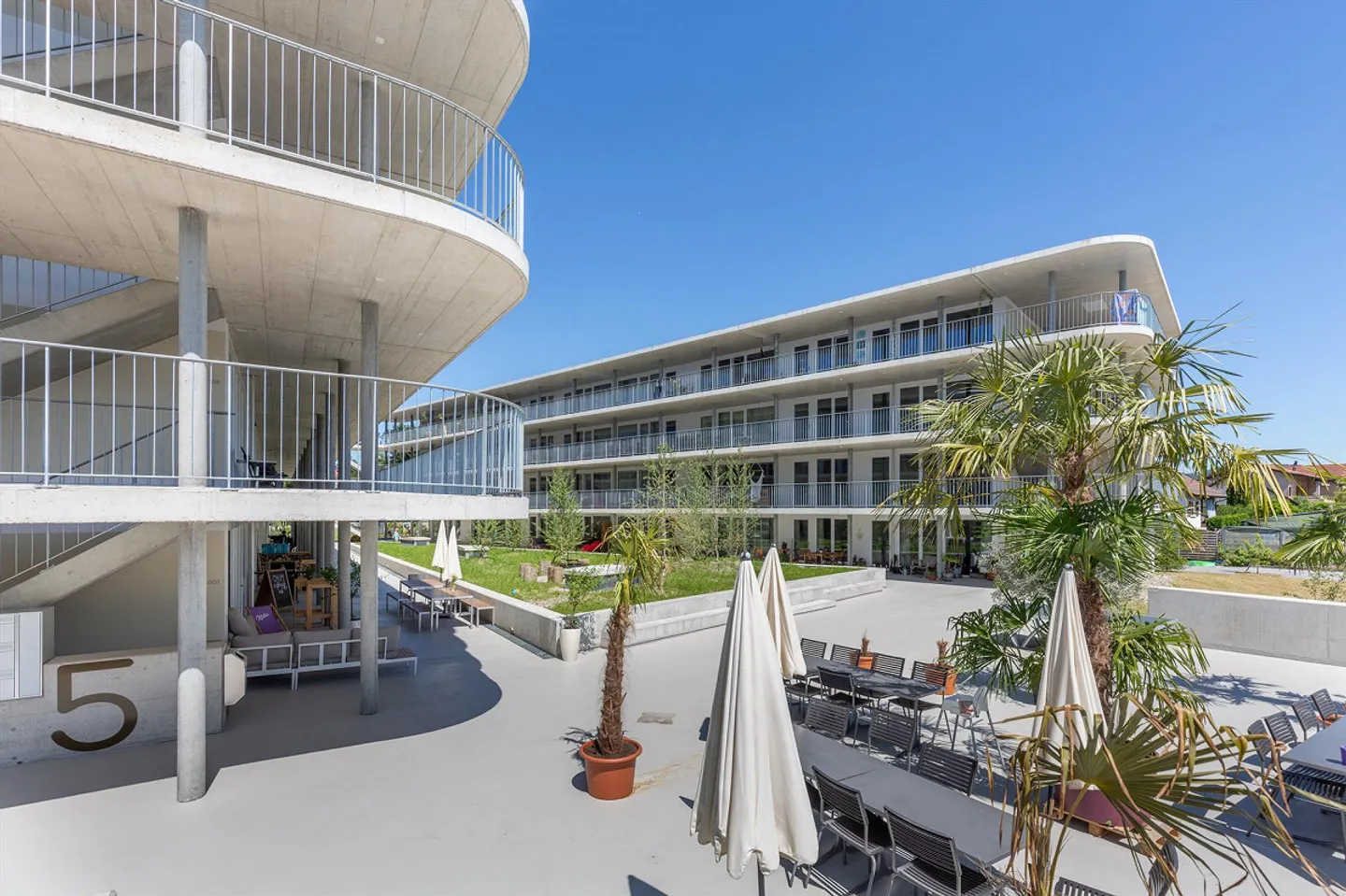 Appartement attrayant de 4,5 pièces dans un emplacement central - Photo 9 sur 11