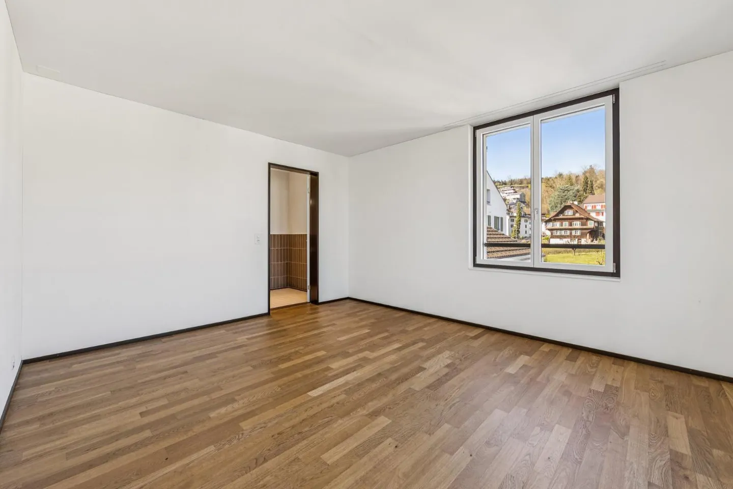 Appartamento moderno con vista verde - Foto 9 di 13