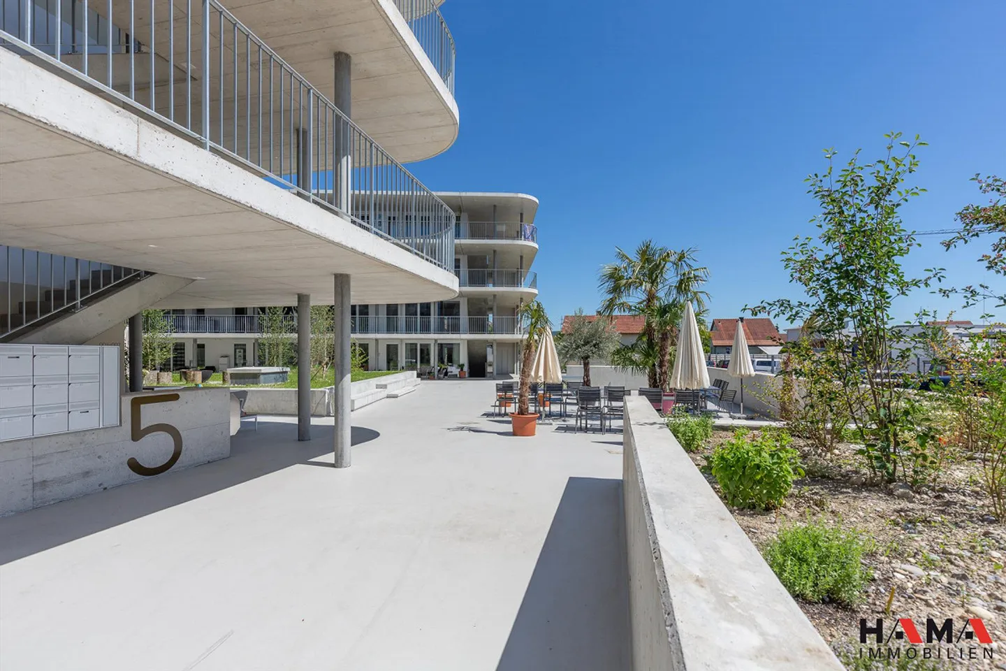 Appartement attrayant de 4,5 pièces dans un emplacement central - Photo 11 sur 11