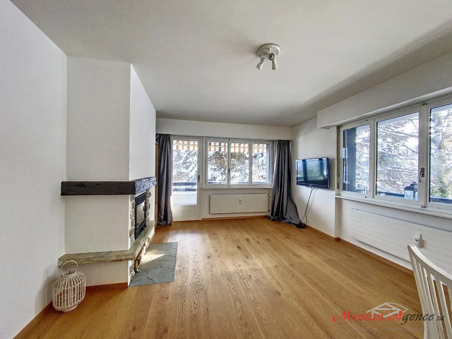 Charmant appartement 2,5 pièces - Photo 2 sur 8