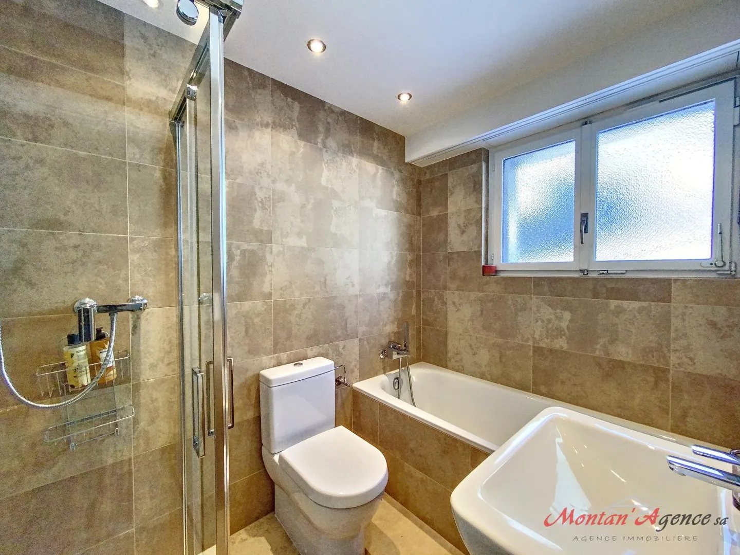 Charmant appartement 2,5 pièces - Photo 7 sur 8