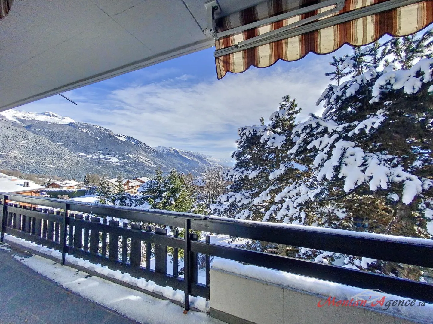 Charmant appartement 2,5 pièces - Photo 8 sur 8