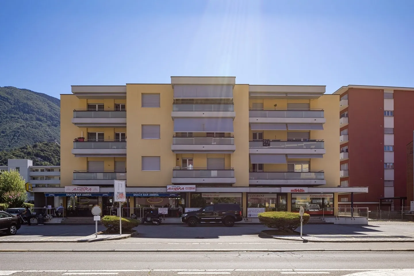 BELLINZONA
Nous louons un appartement rénové de 2,5 pièces - Photo 1 sur 7