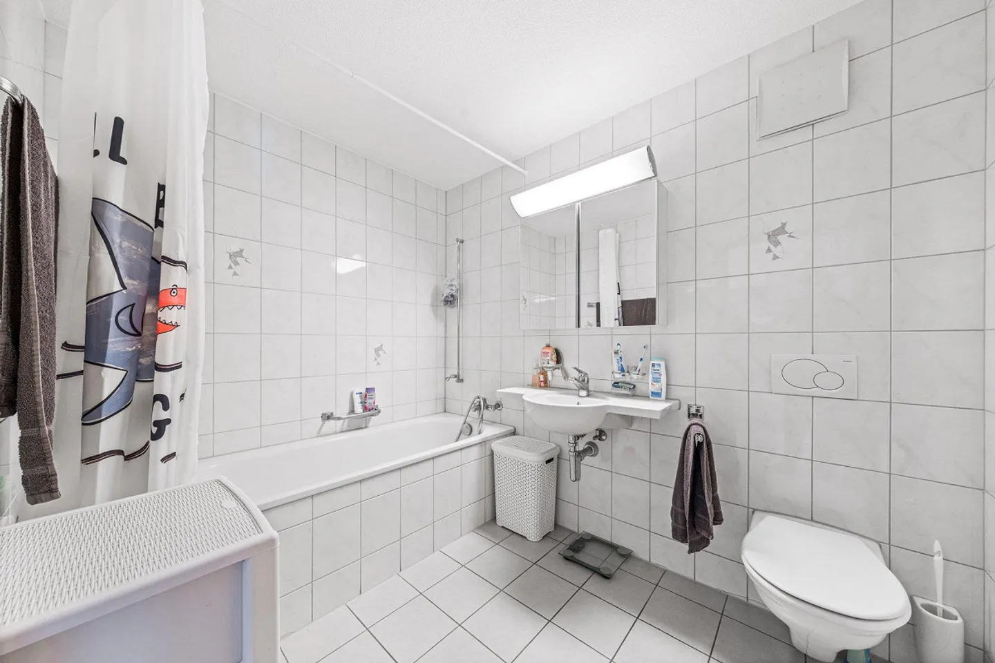 RESERVED: Well-maintained home with comfort - Photo 7 of 10
