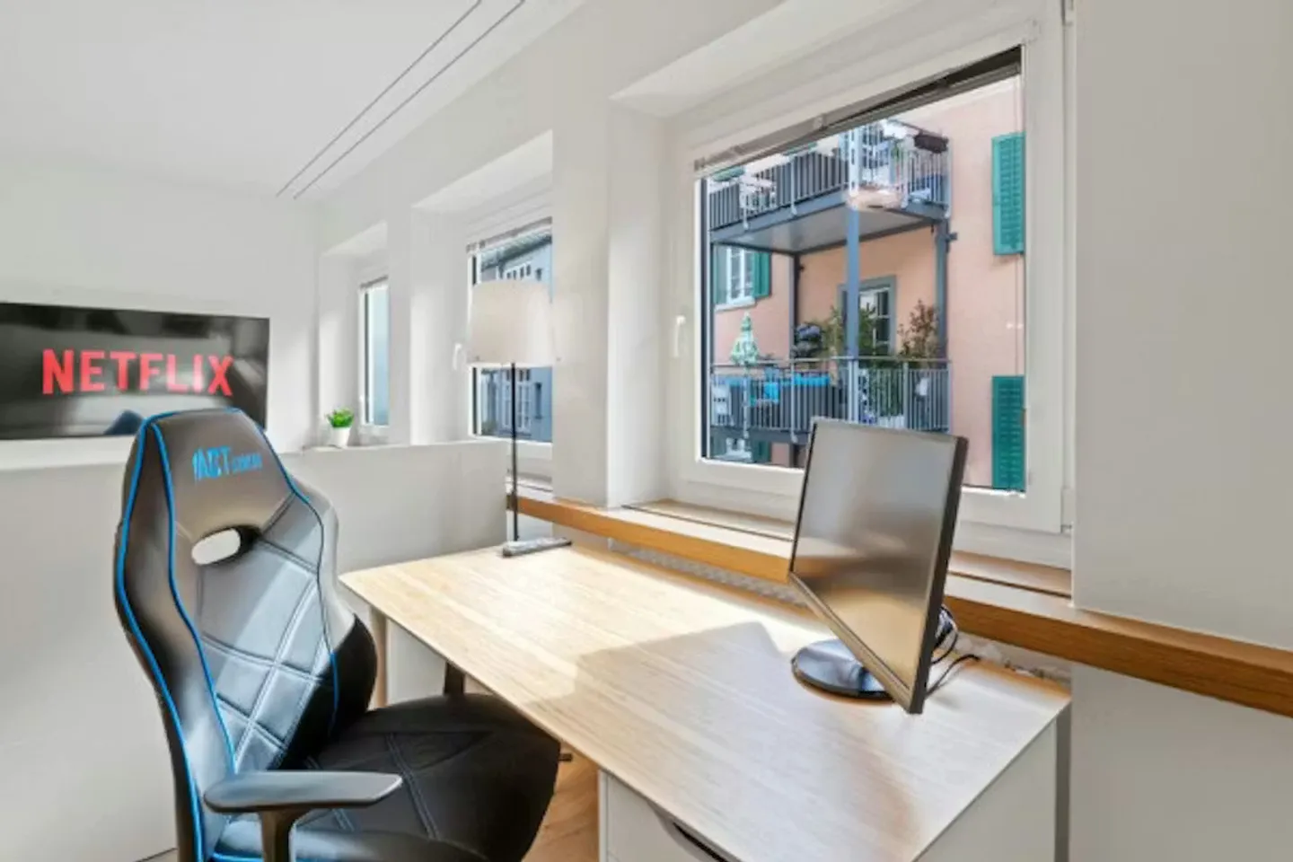 Appartement à louer - Photo 2 sur 9