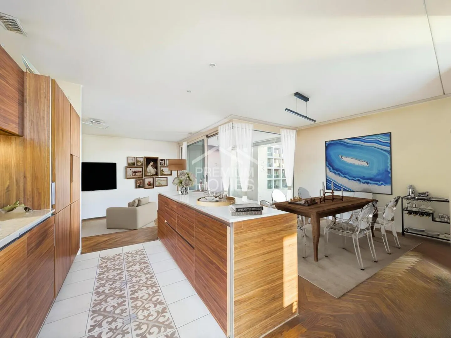 Own the Skyline in Oerlikon - Your Move! - Photo 2 of 12