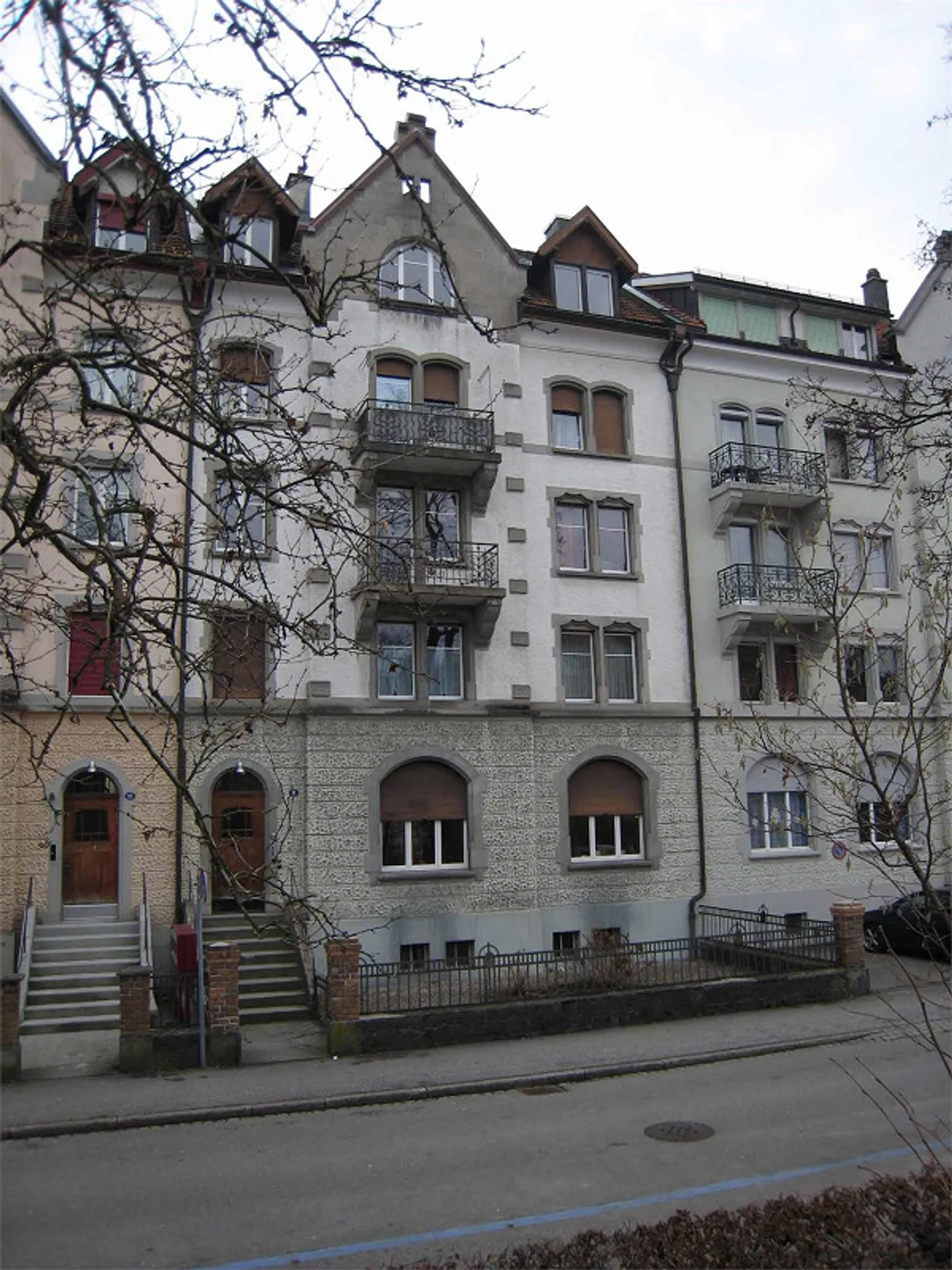 Appartement 4 pièces près de Migros Bach - Photo 2 sur 7