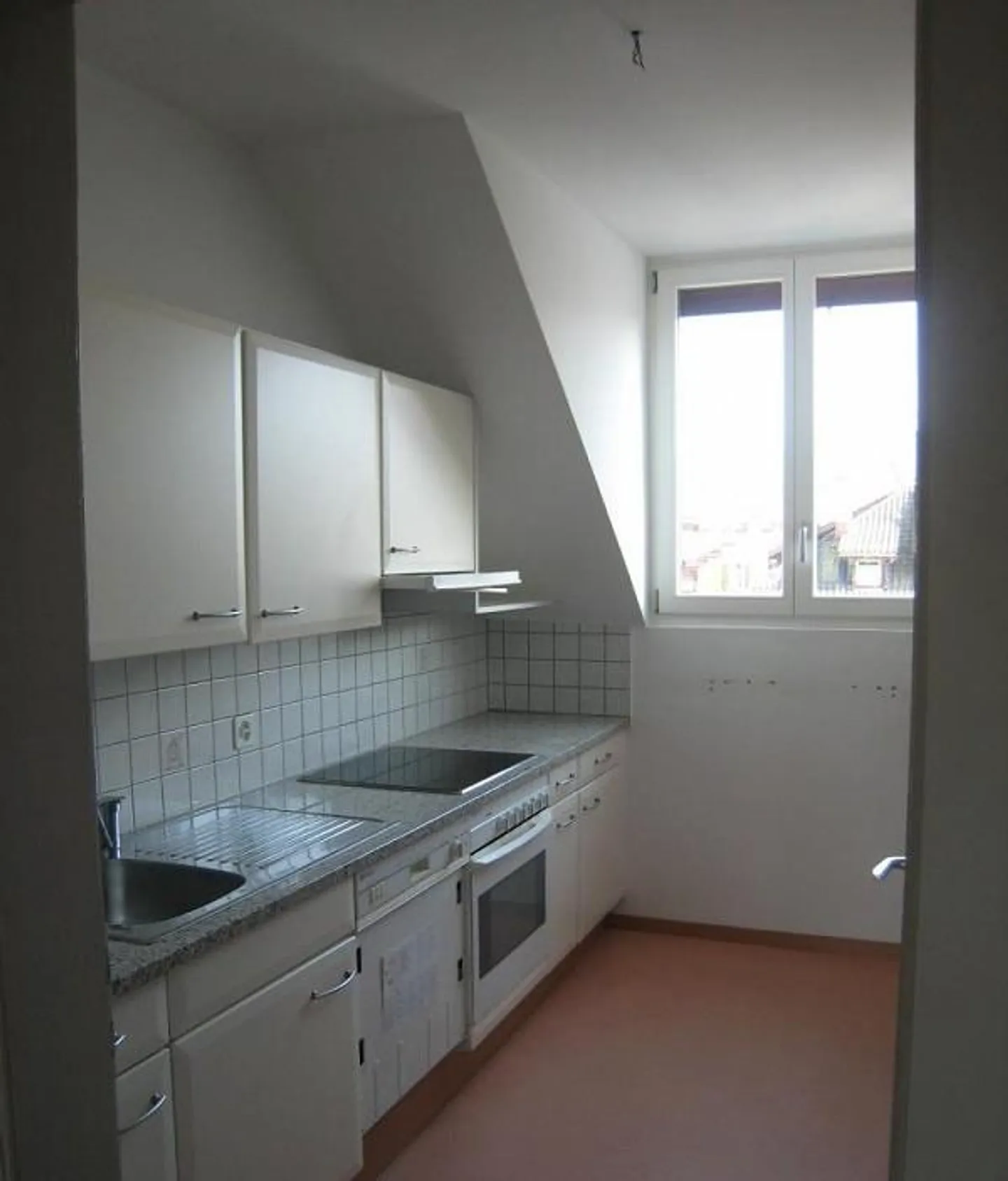 Appartement 4 pièces près de Migros Bach - Photo 3 sur 7