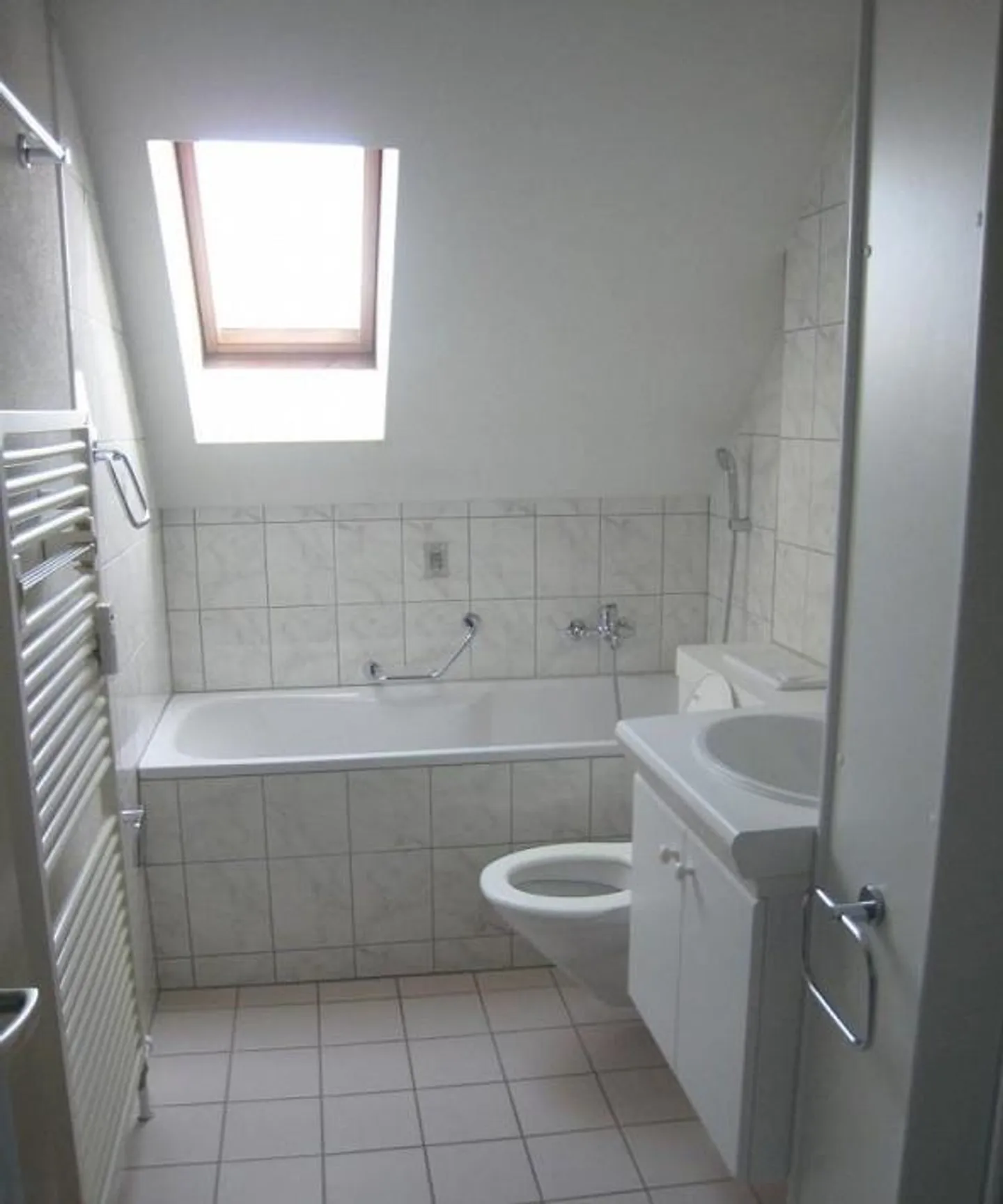 Appartement 4 pièces près de Migros Bach - Photo 4 sur 7