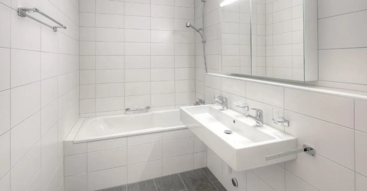 Beautiful recently renovated accommodation - Photo 3 of 7