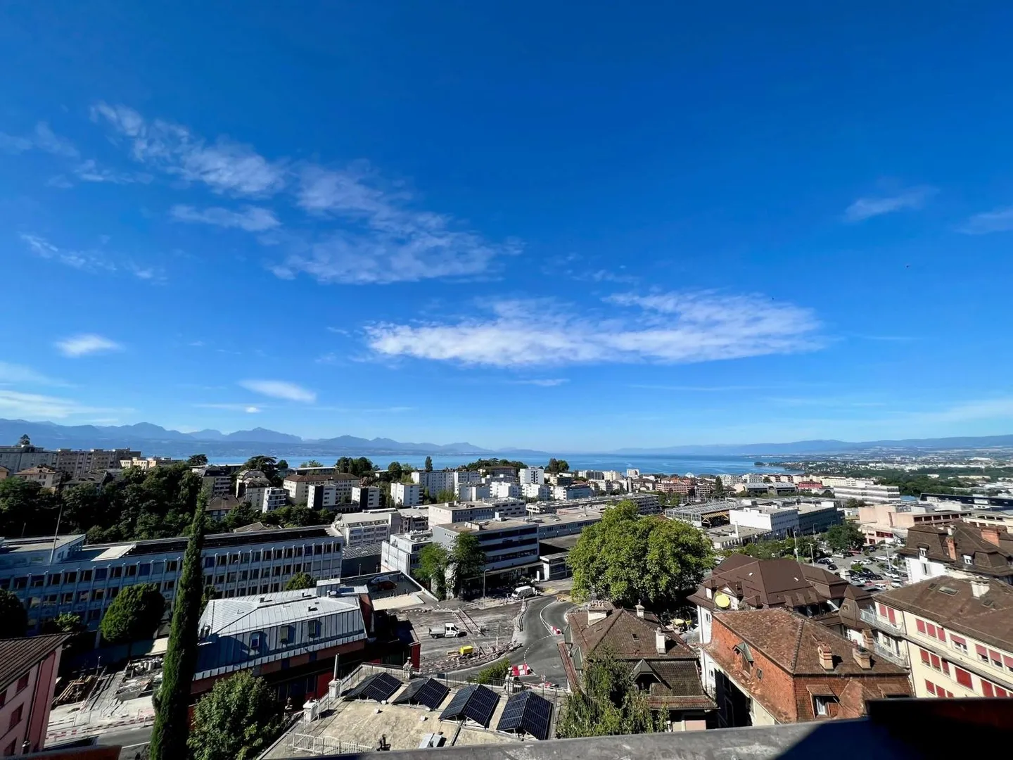 Appartamento Incantevole con Vista Lago - Foto 1 di 8