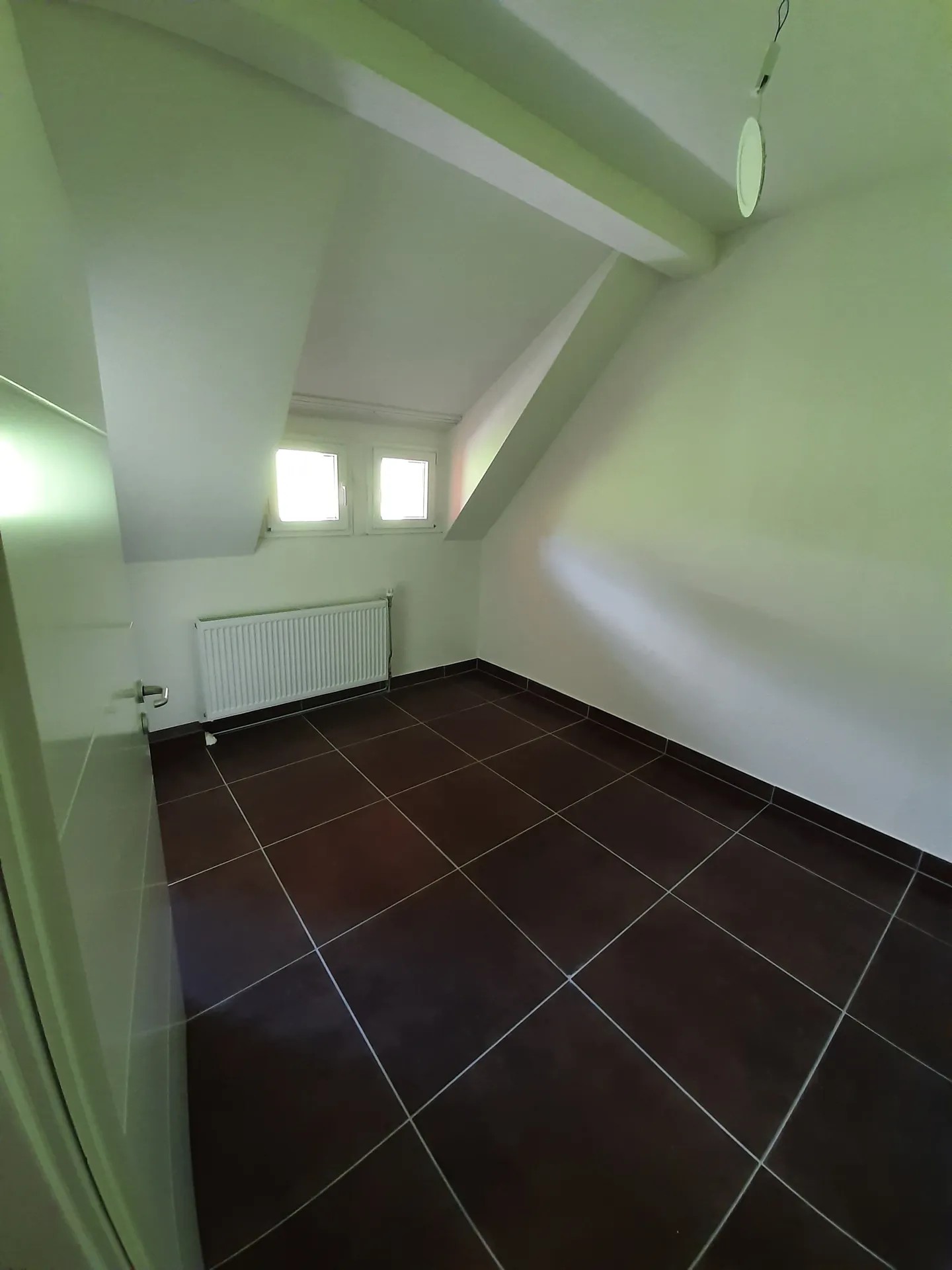 Charming 2-Room Apartment - Photo 2 of 7