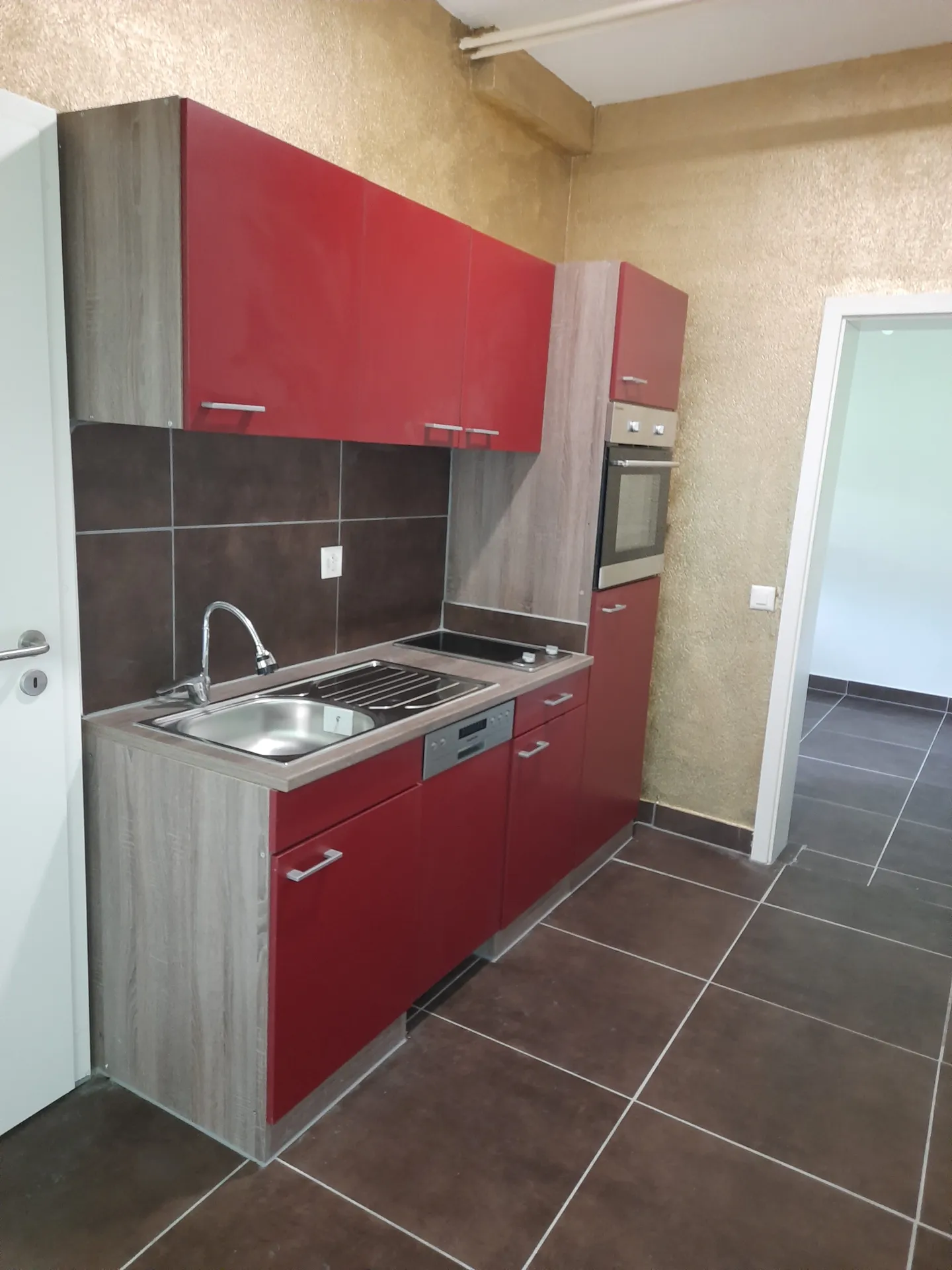 Charming 2-Room Apartment - Photo 7 of 7