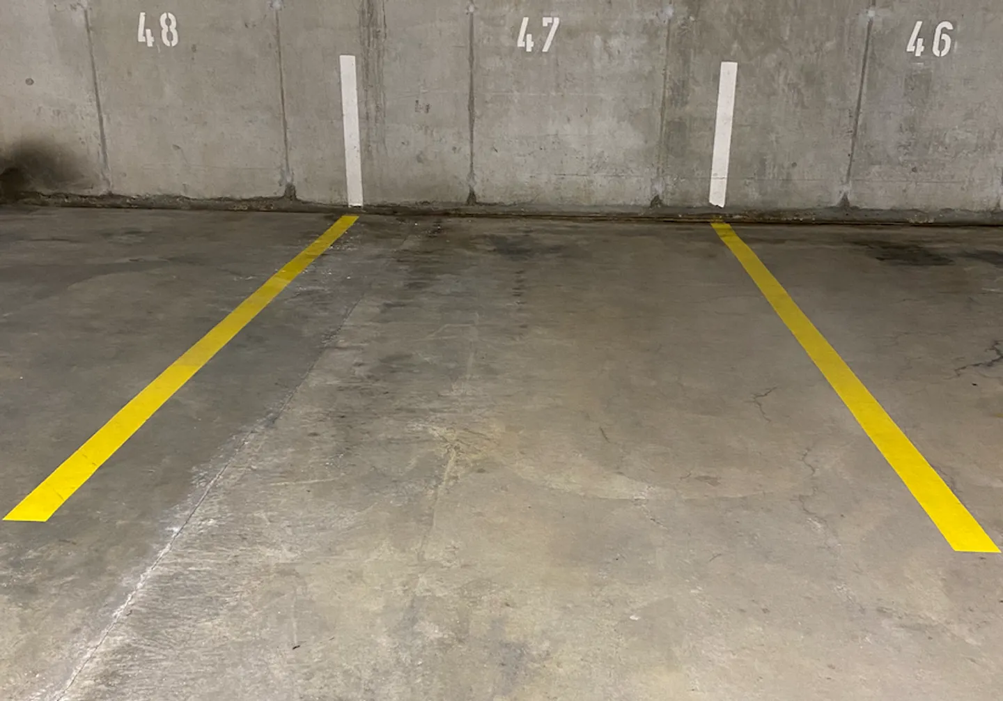 Stai cercando un posto asciutto per la tua auto? - Foto 1 di 3