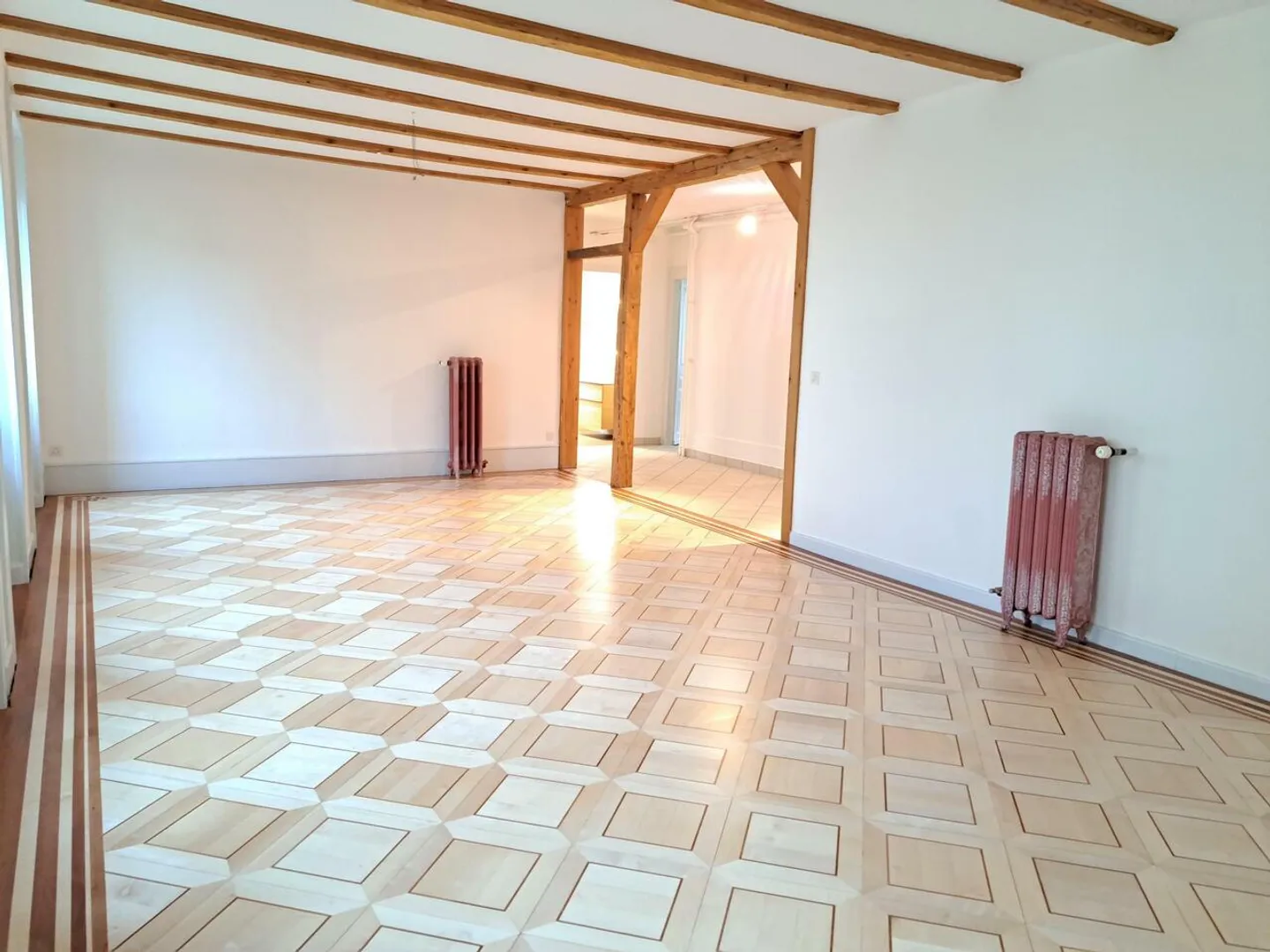 Jacob-Brandt 4 - Magnifico appartamento 5 p 160 m2 ristrutturato con fascino - Foto 5 di 18