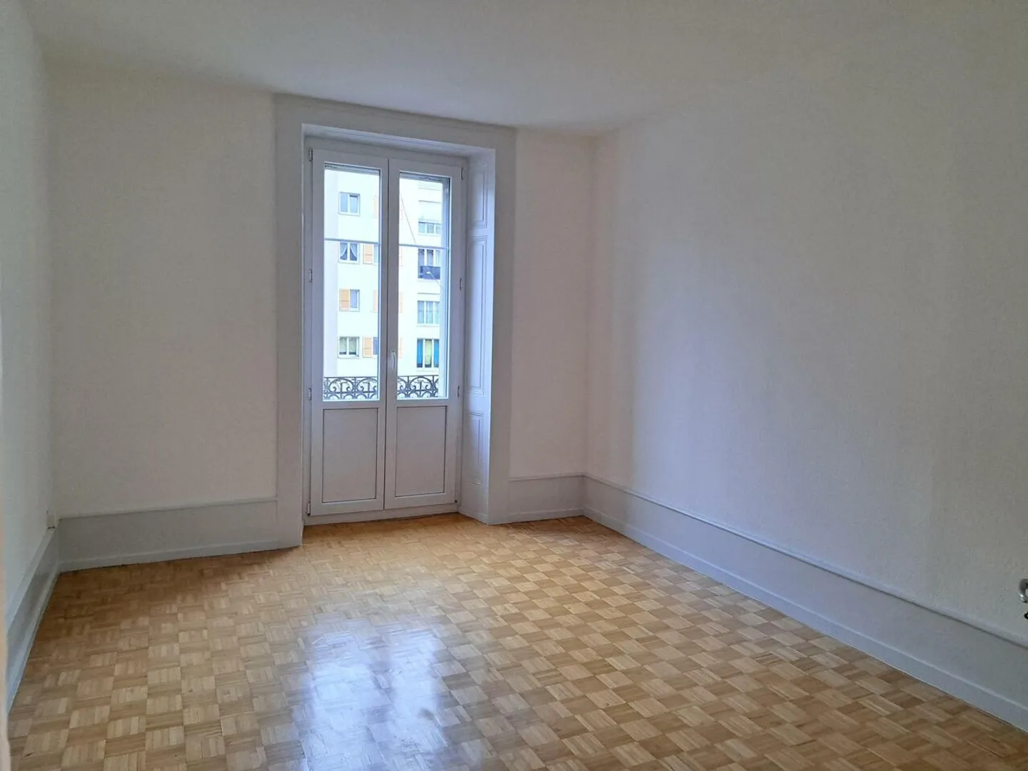 Jacob-Brandt 4 - Magnifico appartamento 5 p 160 m2 ristrutturato con fascino - Foto 9 di 18