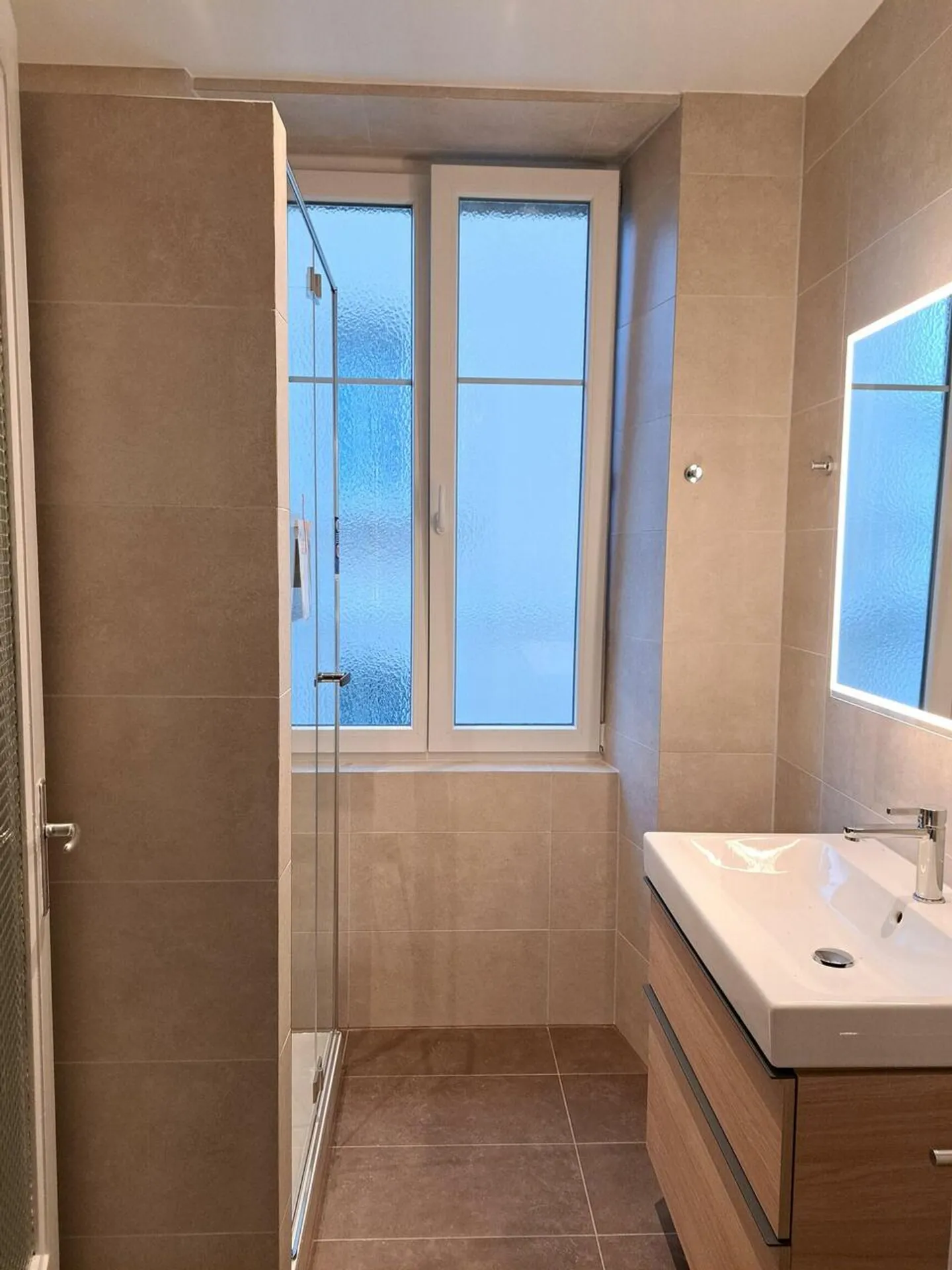 Jacob-Brandt 4 - Magnifico appartamento 5 p 160 m2 ristrutturato con fascino - Foto 17 di 18