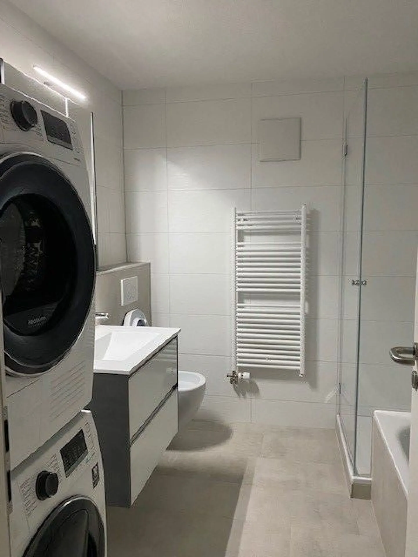 Charmante Wohnung mit Balkon - Foto 3 von 10