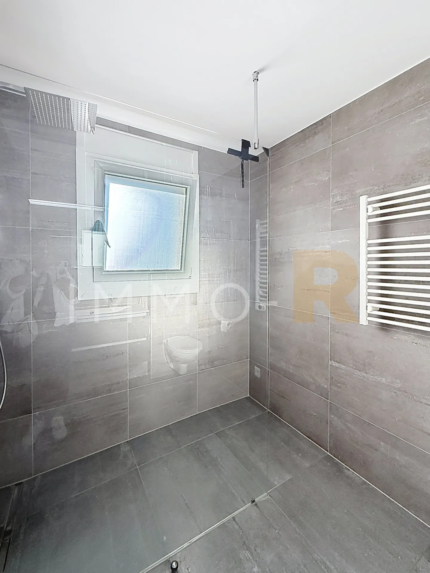 Schöne 4,5-Zimmer-Wohnung vollständig renoviert - Foto 8 von 10