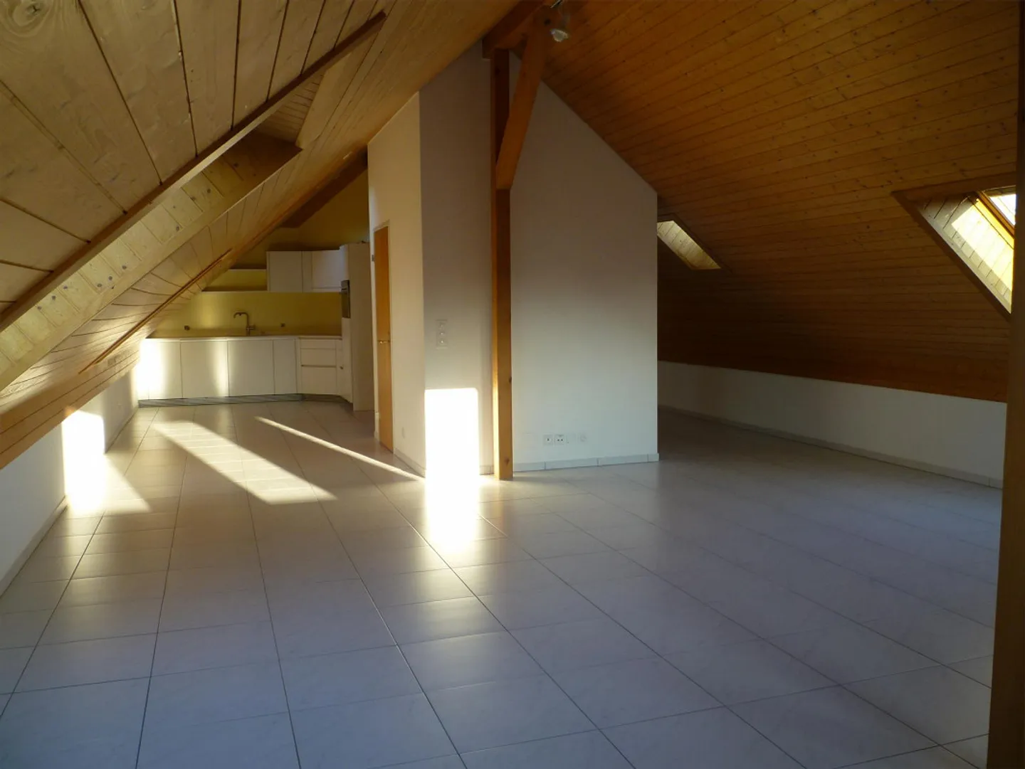 Superbe appartement sous les combles 1½ à Knutwil - Photo 3 sur 6