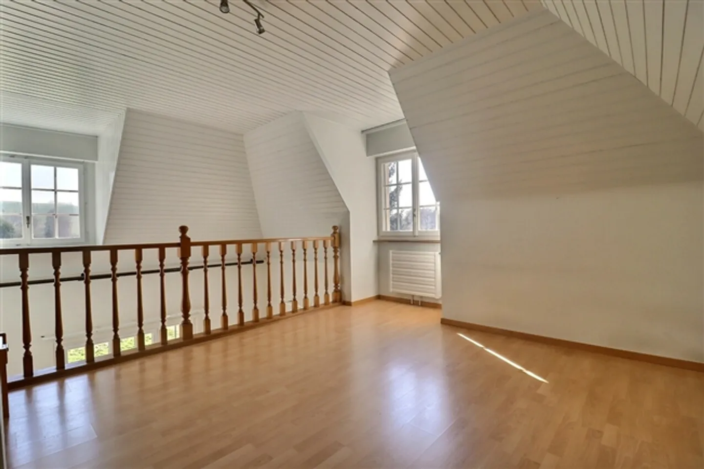 Proprietà elegante con 6,5 stanze
Terreno ~1188 m² - Foto 8 di 8