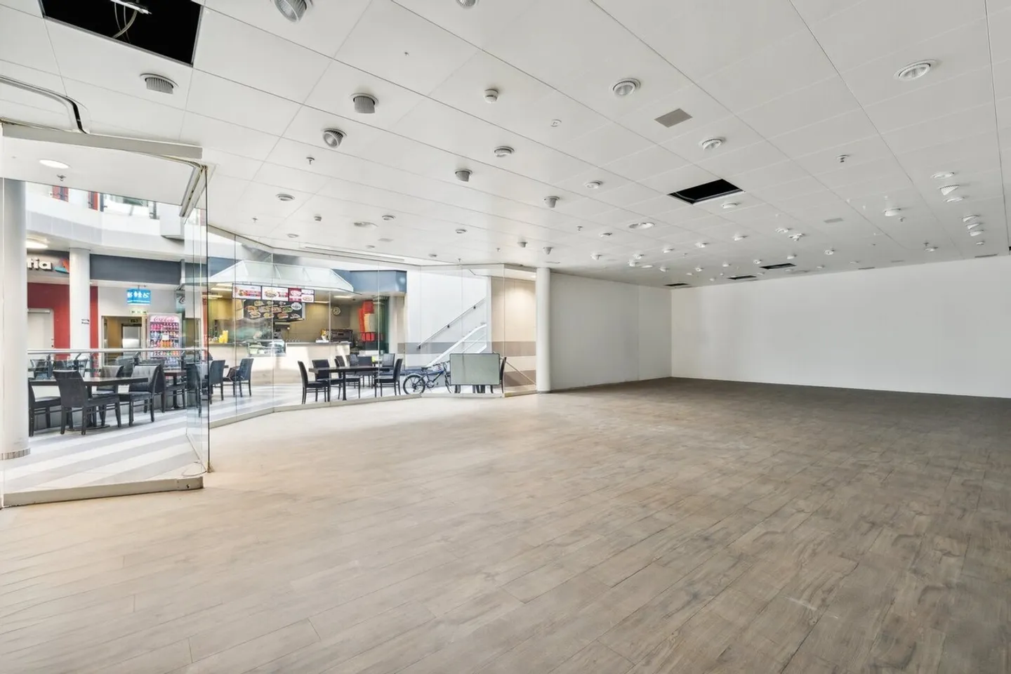 Exklusivangebot: Für nur CHF 150.00/m² im ersten Jahr!* - Foto 3 von 12
