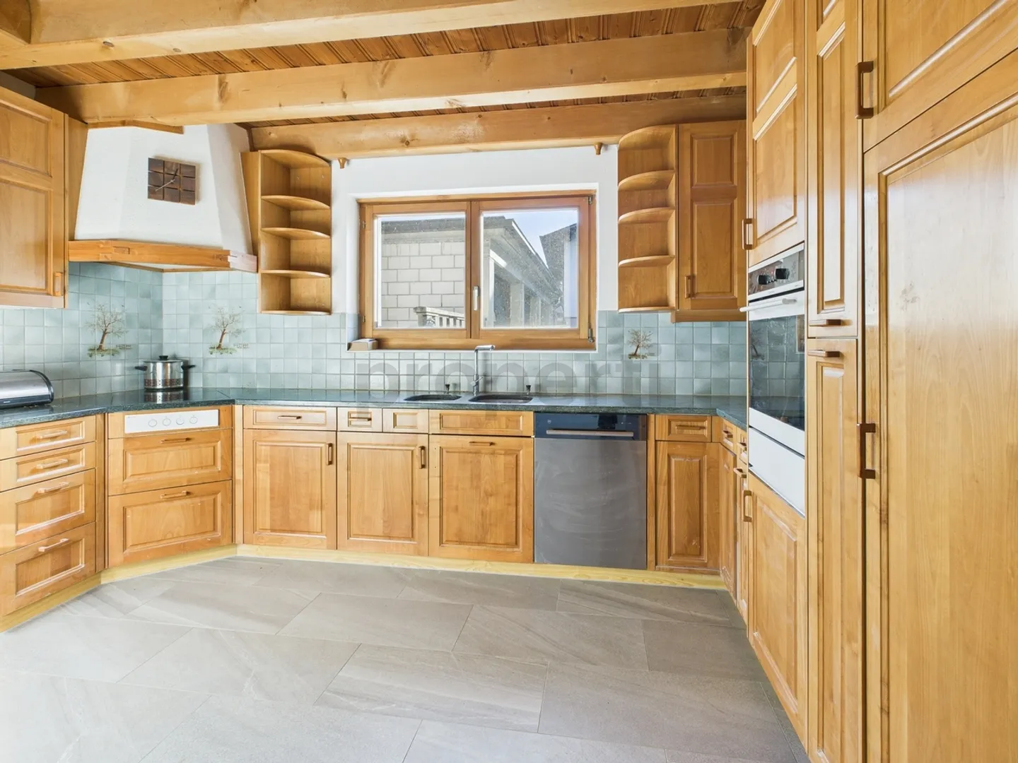 Charmantes Einfamilienhaus in Jens, Kanton BE - Foto 4 von 12